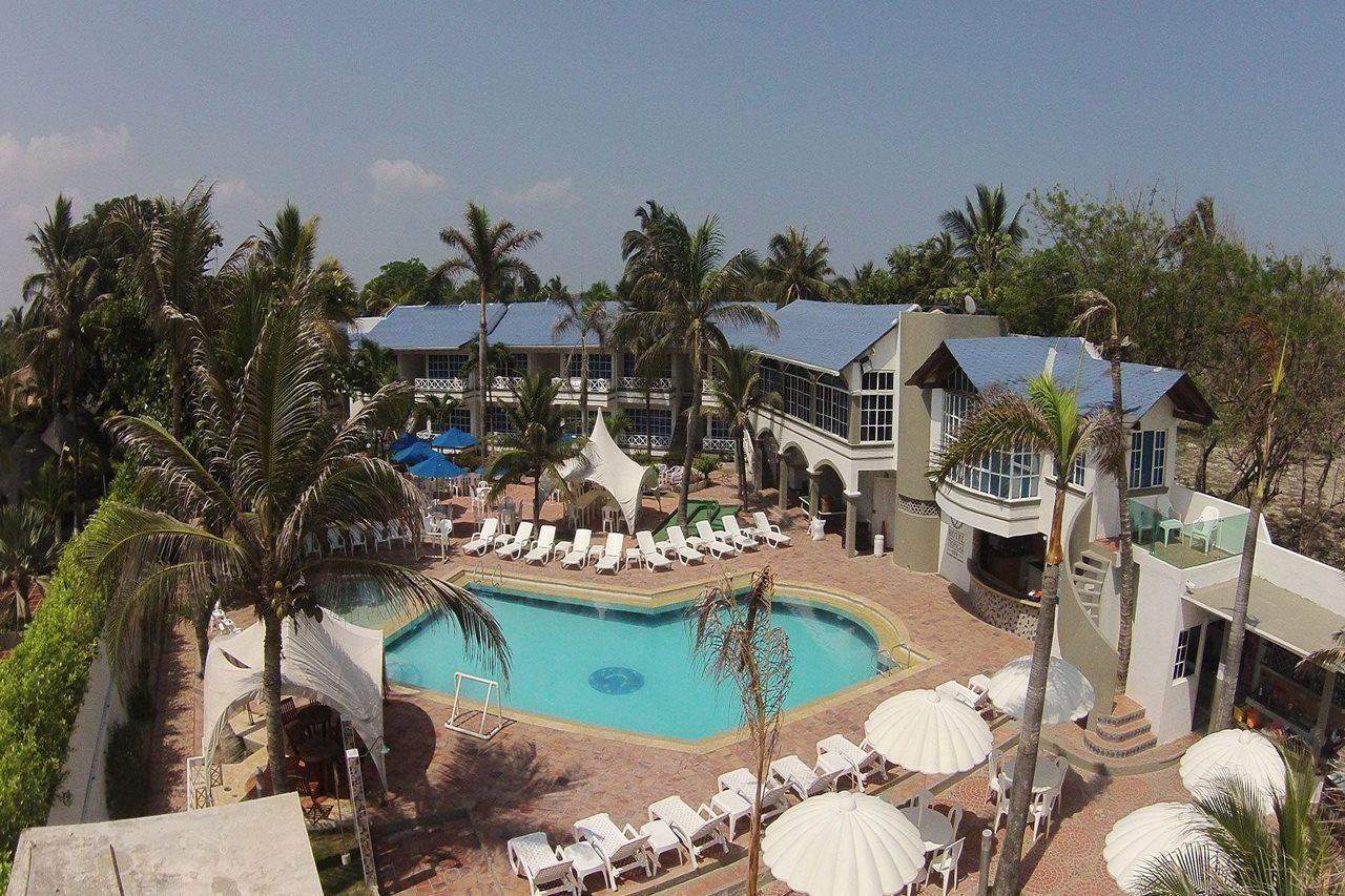 Playa de Punta Arena Hotel Tropical Inn מראה חיצוני תמונה